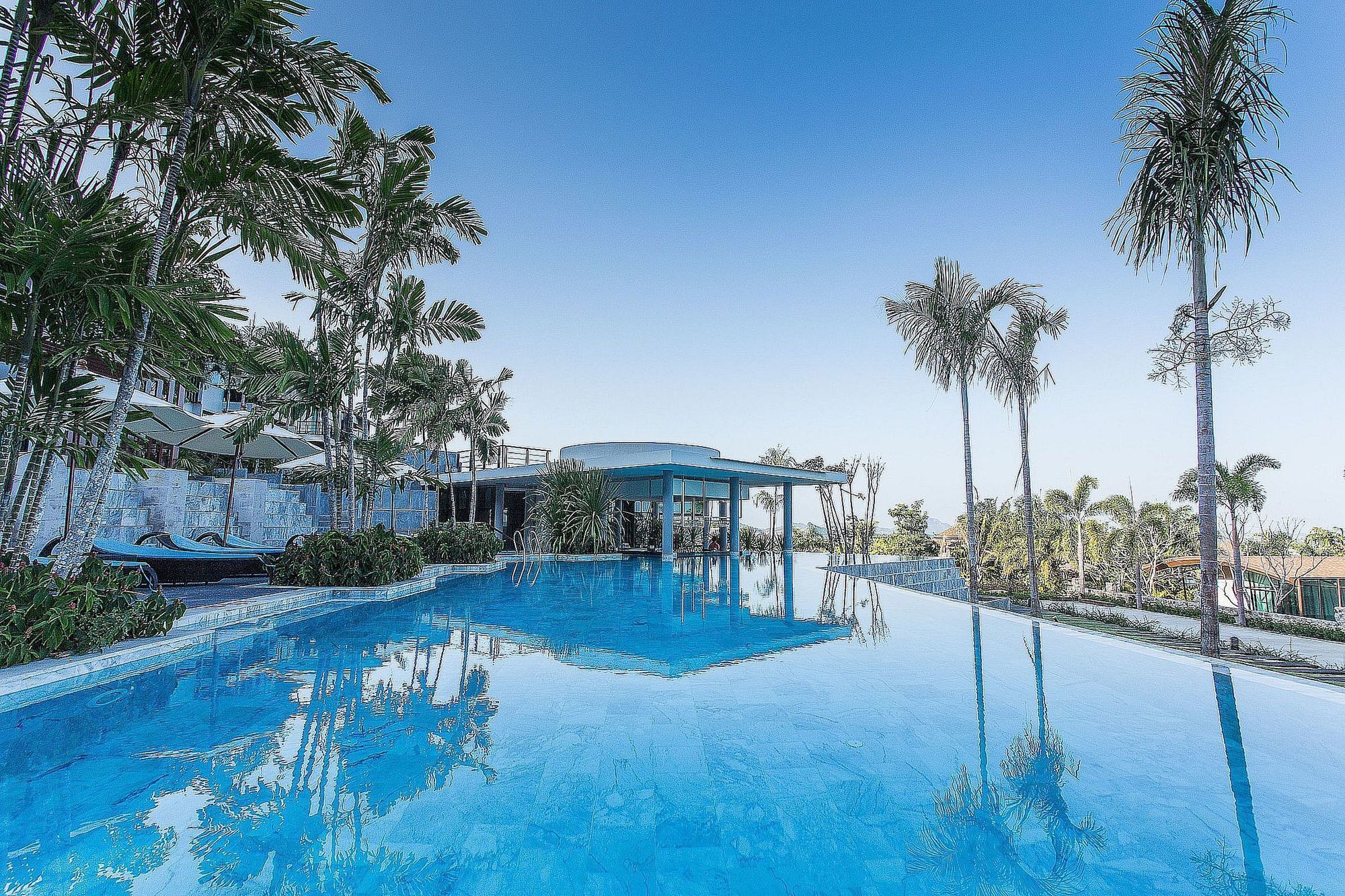 Готель Zen Premium Chalong Phuket Екстер'єр фото
