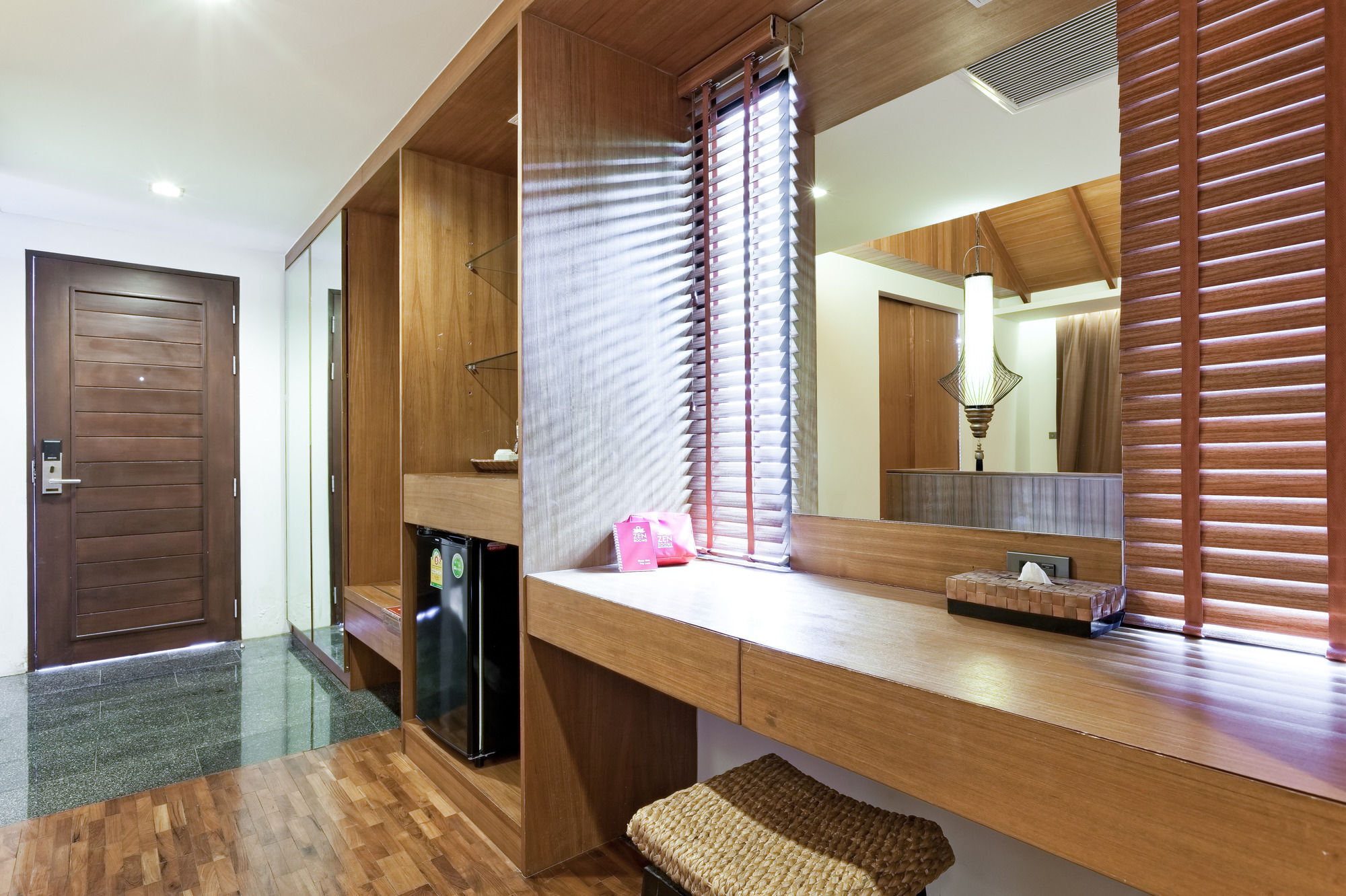 Готель Zen Premium Chalong Phuket Екстер'єр фото